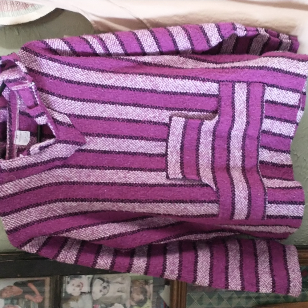 Hooded Pullover